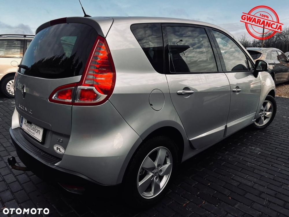 Renault Scenic dCi 110 EDC Paris - 13