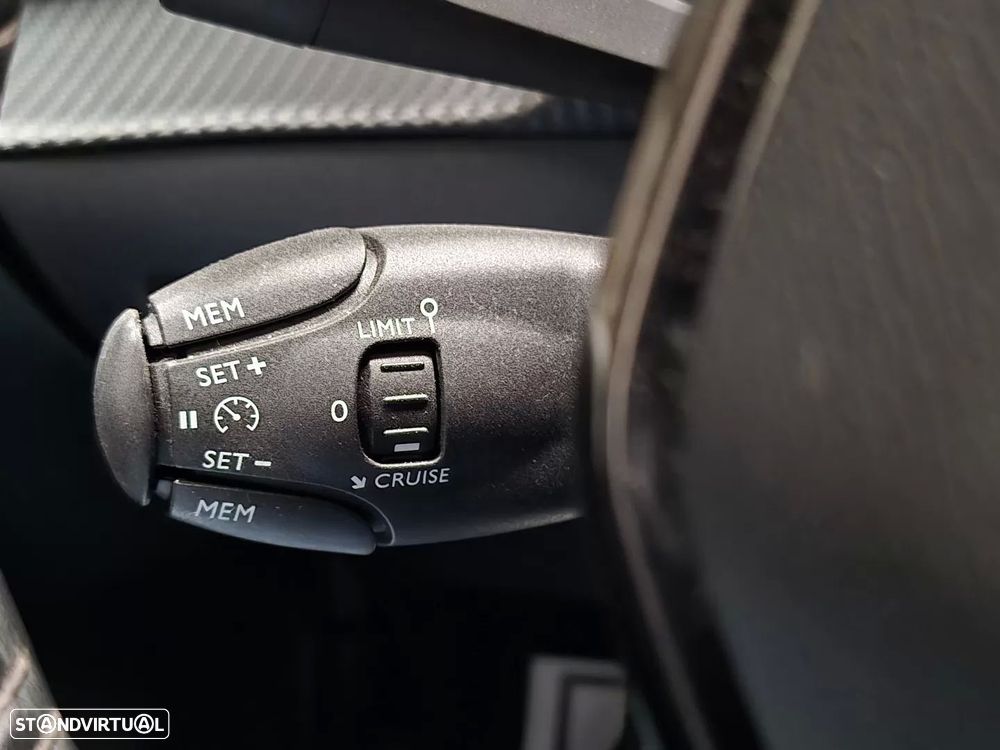 Peugeot e-208 50 kWh Active Pack - 16