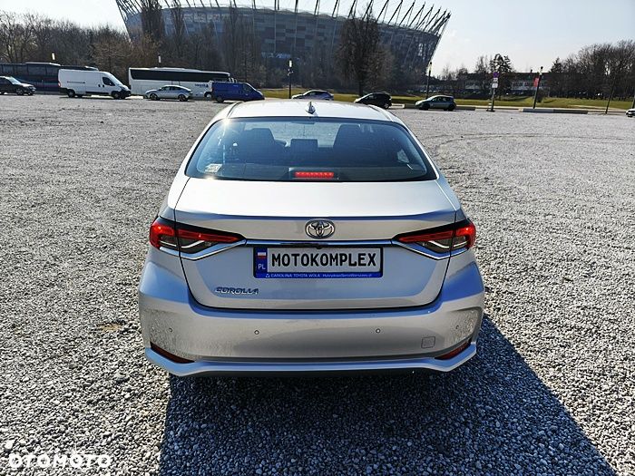 Toyota Corolla - 10