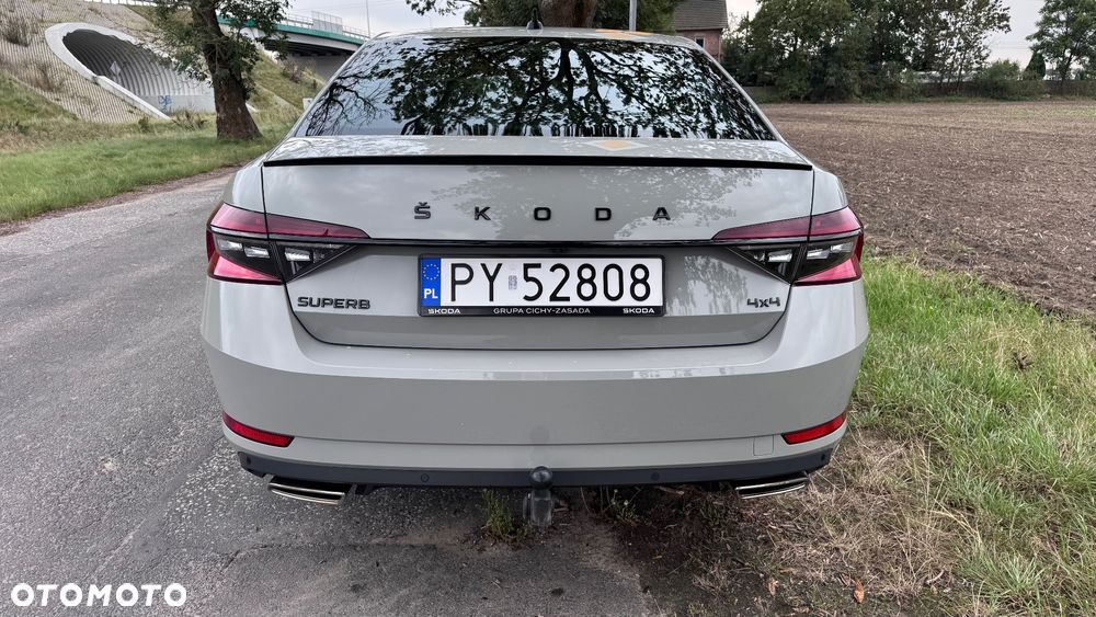 Skoda Superb 2.0 TSI 4x4 Sportline DSG - 11