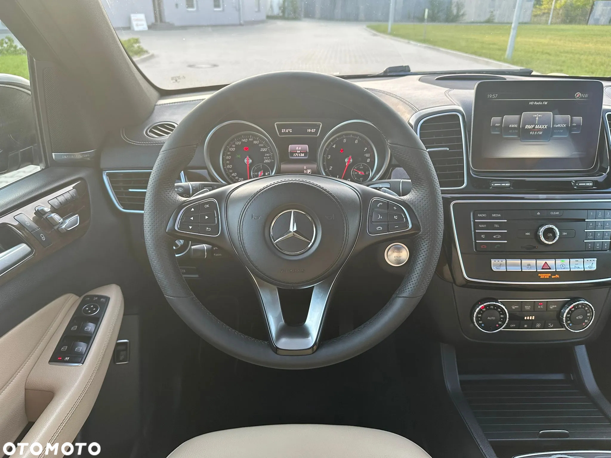 Mercedes-Benz GLS 400 4Matic 9G-TRONIC - 16