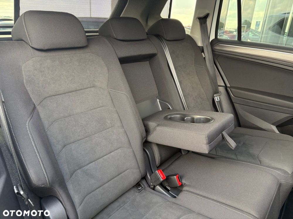 Volkswagen Tiguan Allspace 2.0 TDI 4Mot Elegance DSG - 17