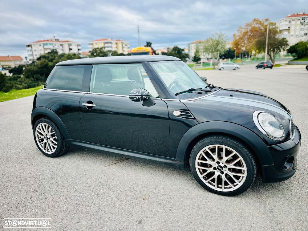 MINI 3 Portas Cooper D - 12