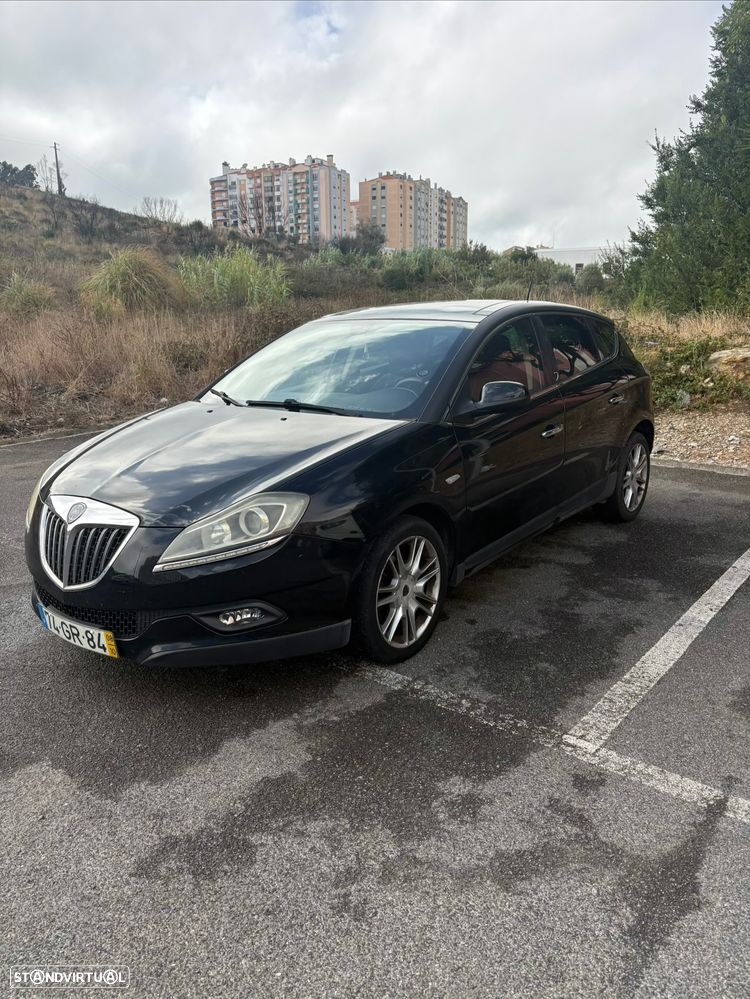 Lancia Delta 1.6 M-Jet Argento - 1