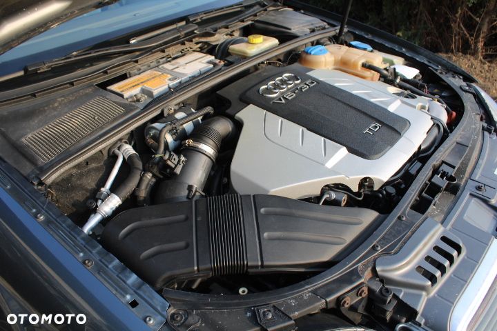 Audi A4 Limousine - 26