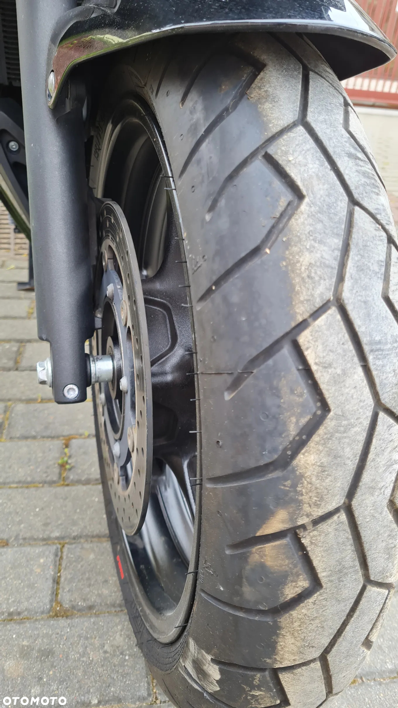 Yamaha XJ - 6