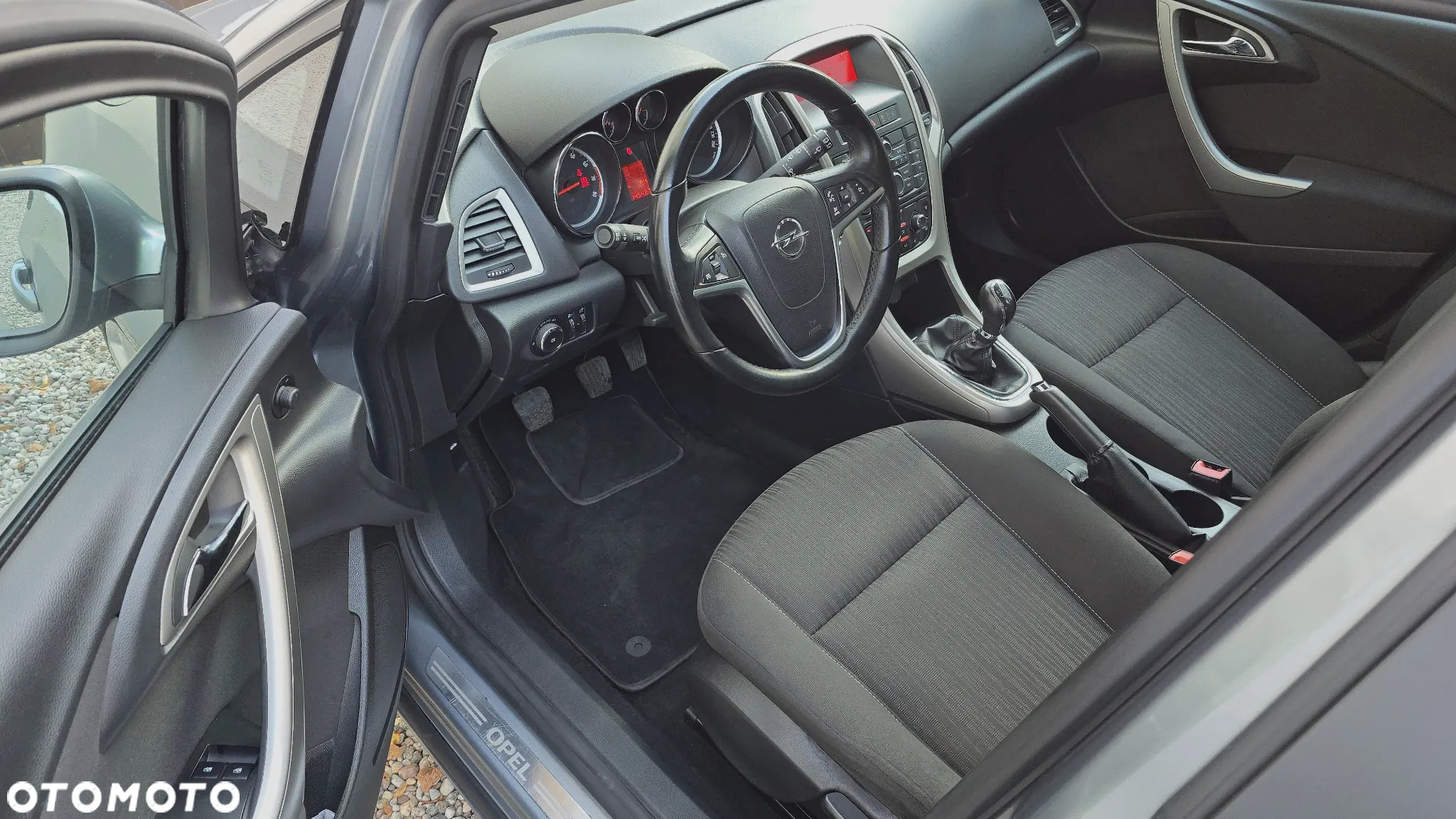 Opel Astra 1.4 Turbo Cosmo - 6