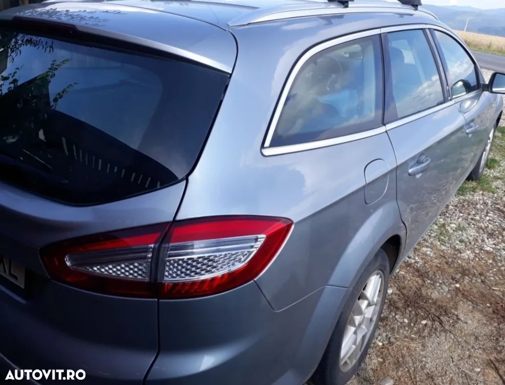 Ford Mondeo - 7