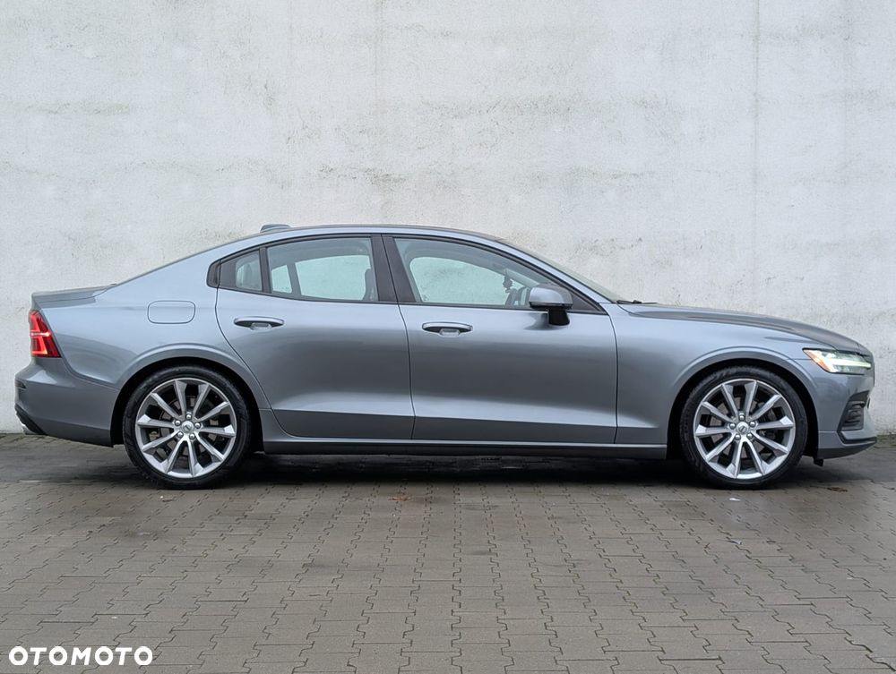 Volvo S60 T5 Momentum Pro - 10