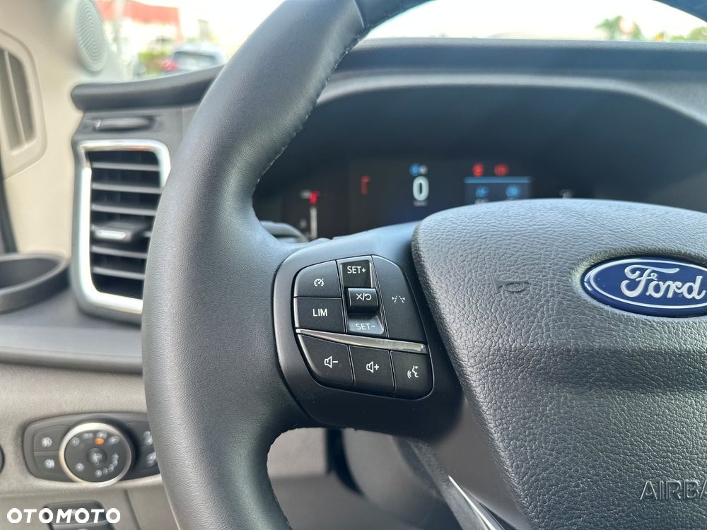 Ford Transit - 16