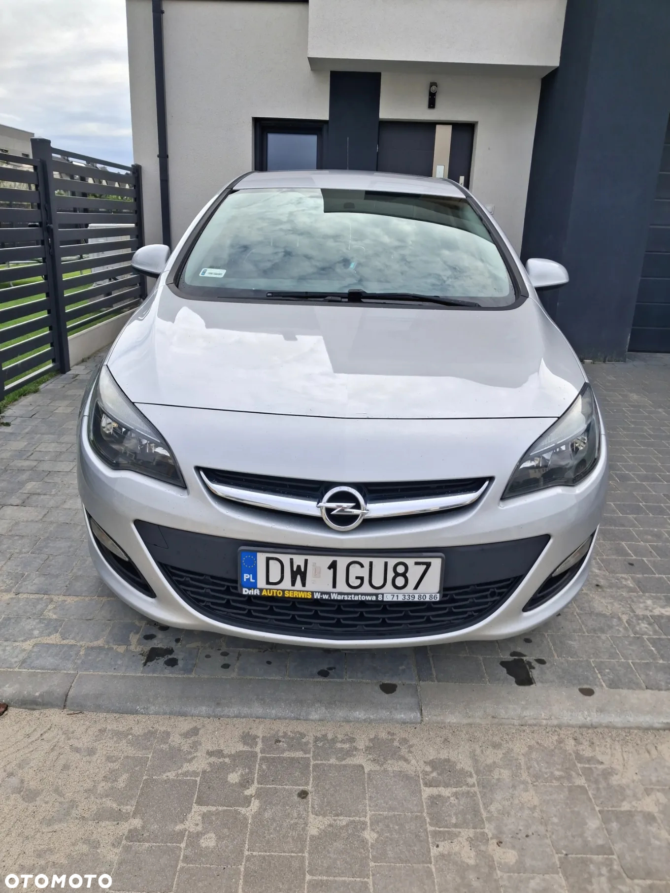 Opel Astra IV 1.4 T Business EU6 - 5