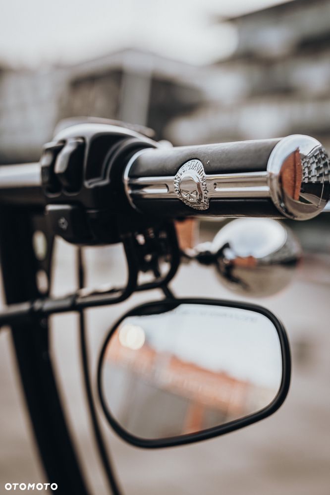 Harley-Davidson Dyna Street Bob - 20