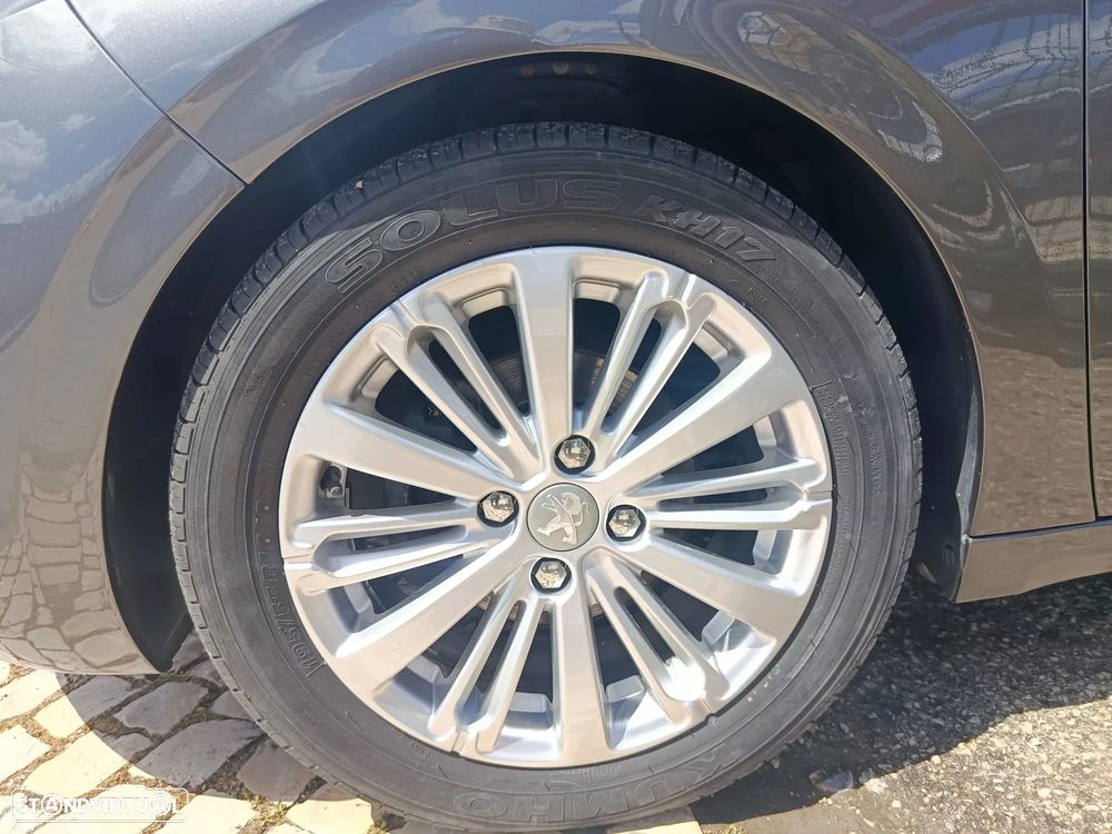 Peugeot 208 1.5 BlueHDi Signature - 7