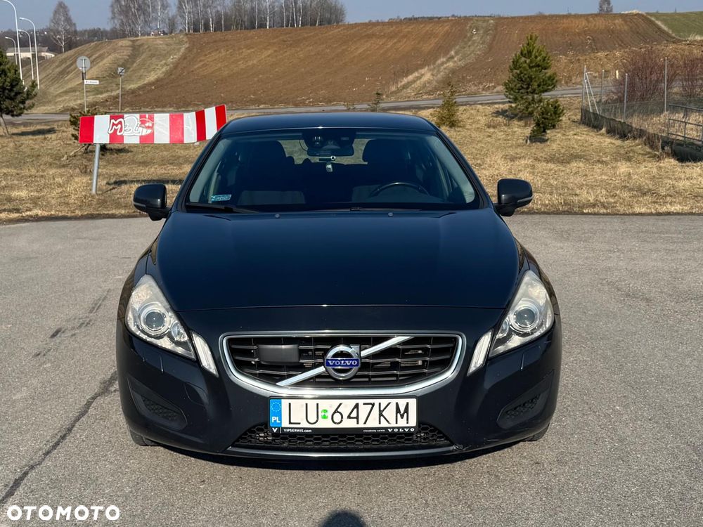 Volvo V60 D3 Geartronic Momentum - 1