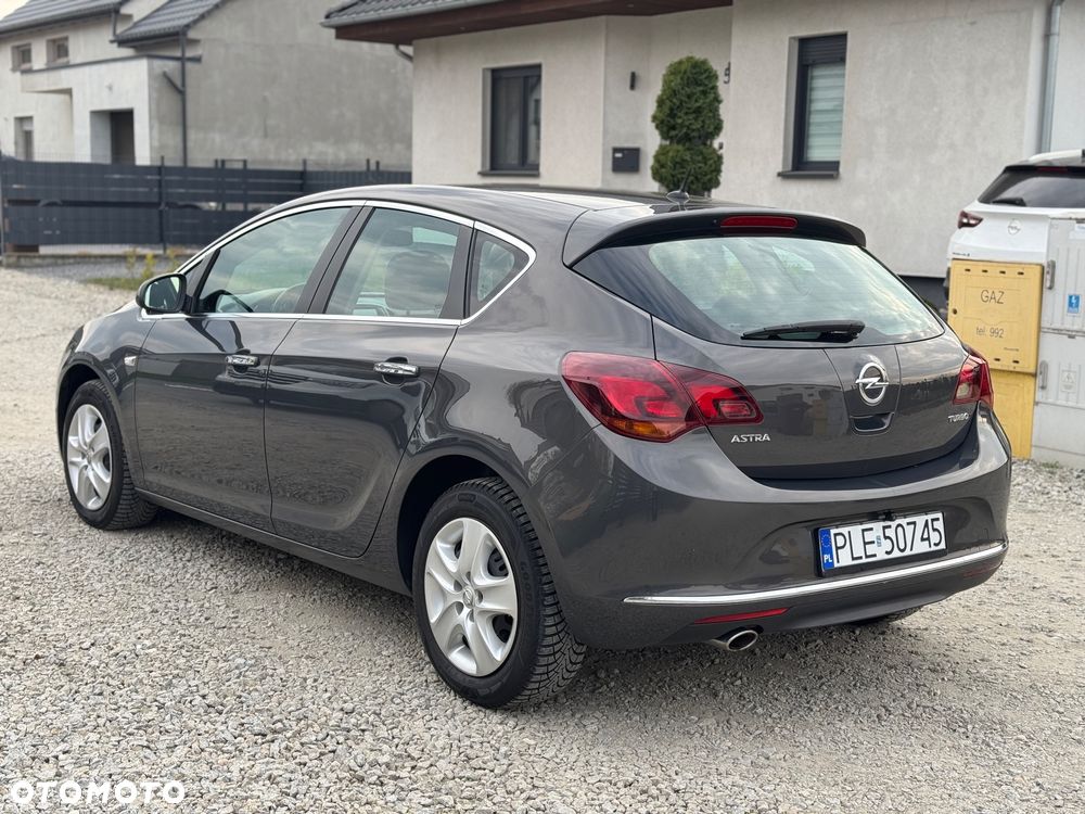 Opel Astra 1.4 T Cosmo - 9