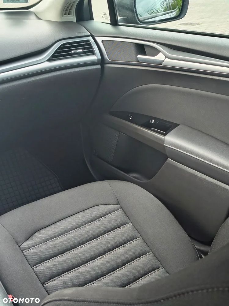 Ford Mondeo 1.5 EcoBoost Trend - 12