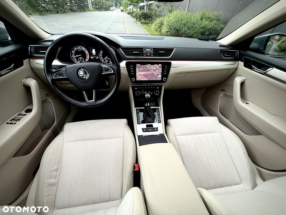 Skoda Superb 2.0 TSI 4x4 Scout DSG - 5