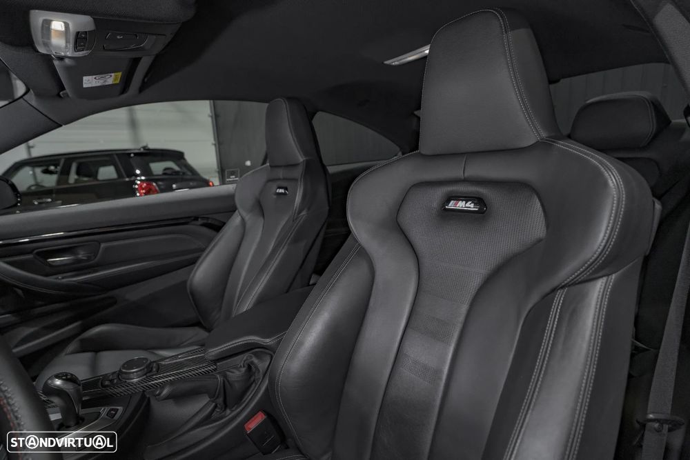 BMW M4 Coupe DKG - 24