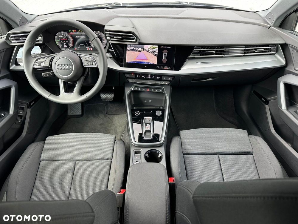 Audi A3 Sportback - 16
