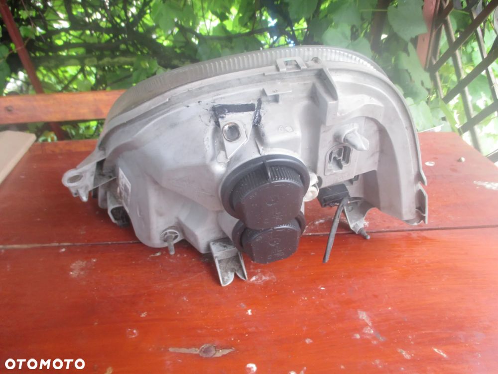 lampa przód Renault Master AL Europa - 6
