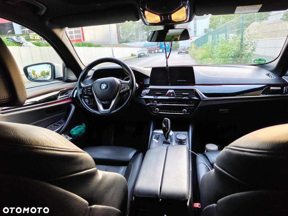 BMW Seria 5 520d Sport Line sport - 29
