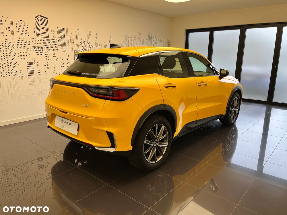 Lexus LBX 1.5 Hybrid Elegant - 4