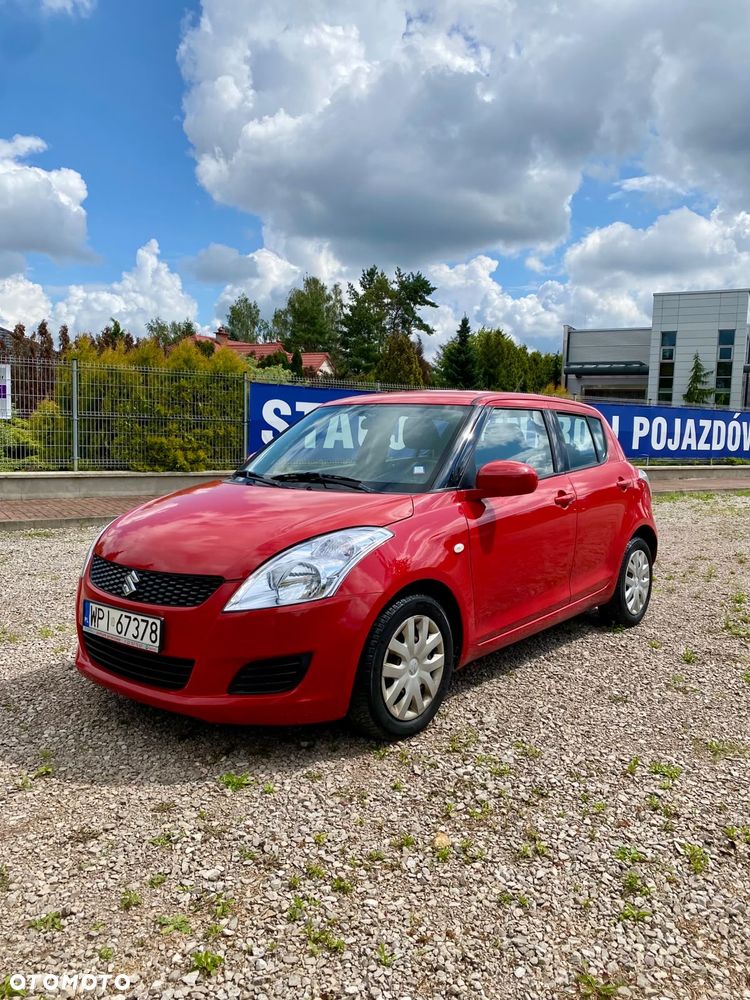 Suzuki Swift 1.2 Premium - 2
