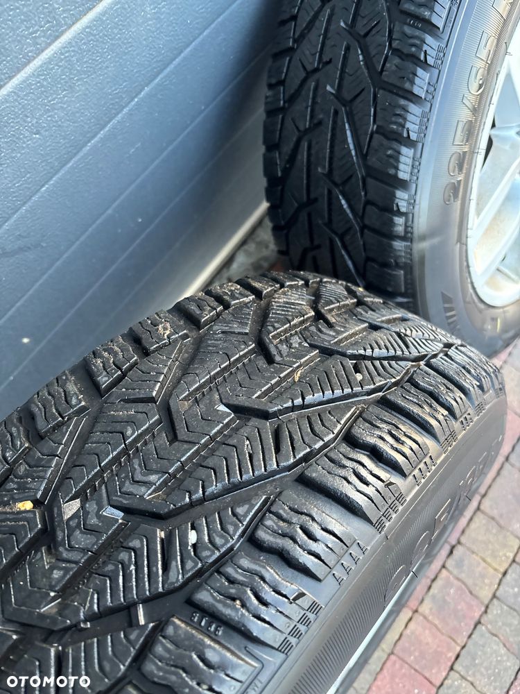 Alufelgi z Oponami Zima BMW X3 F25 5x120 7.5Jx17 225/65/17 Kormoran 21r - 15
