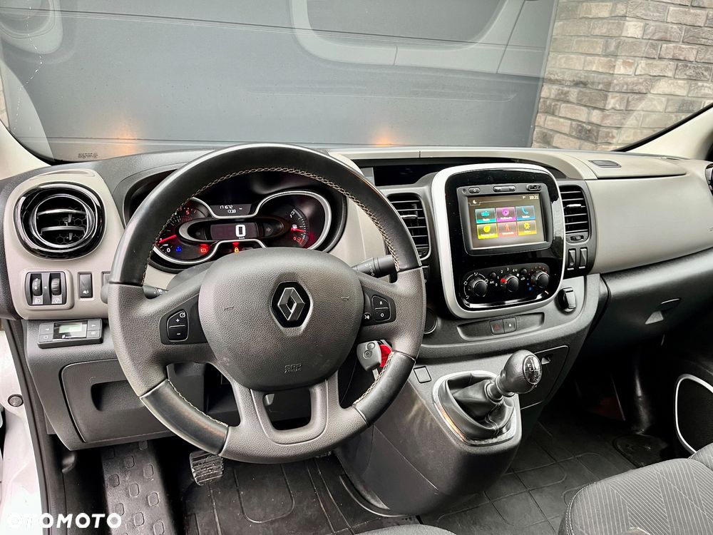 Renault Trafic - 15