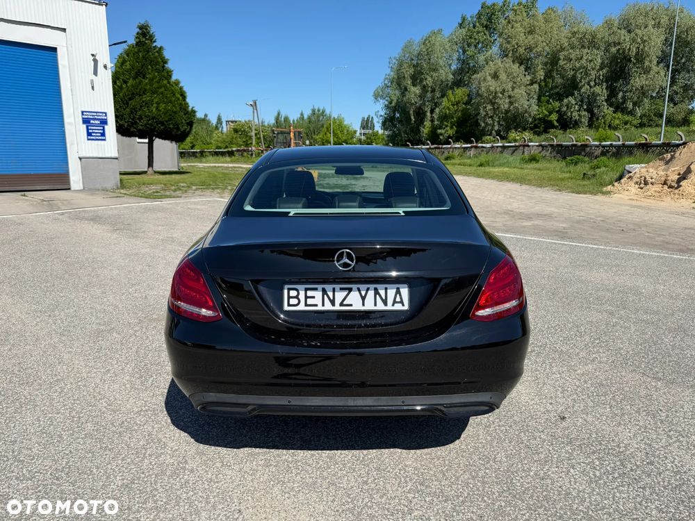 Mercedes-Benz Klasa C 180 7G-TRONIC Exclusive - 36