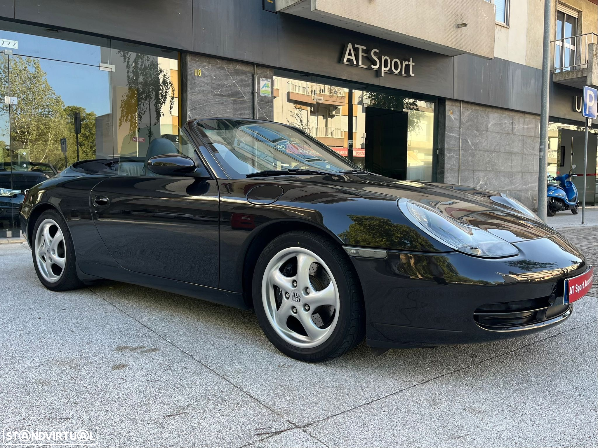 Porsche 911 (996) Carrera Cabrio - 7