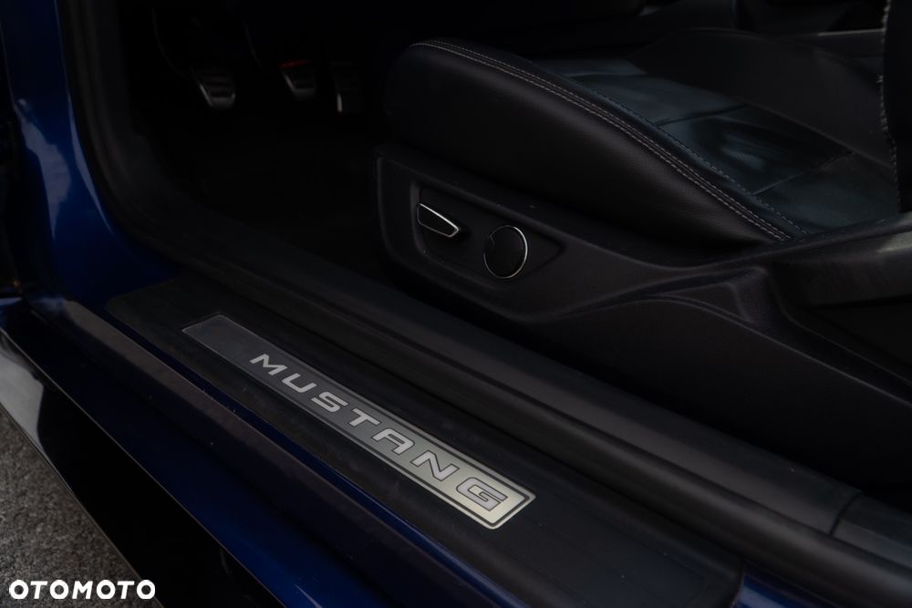 Ford Mustang 5.0 V8 GT - 14