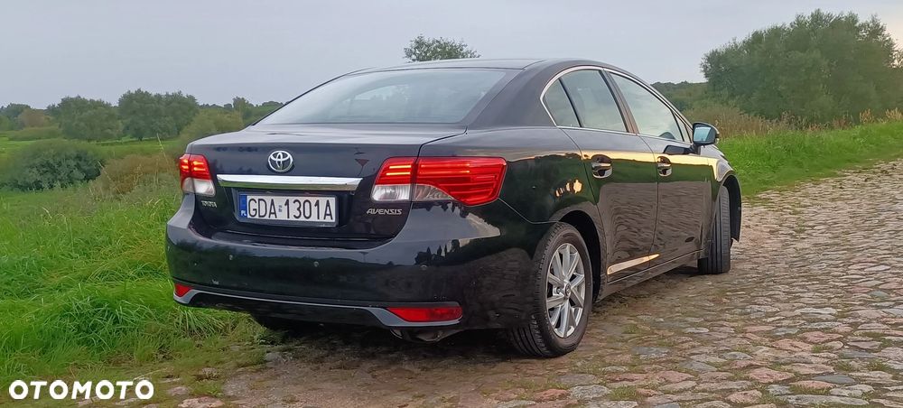 Toyota Avensis 1.8 Premium - 2