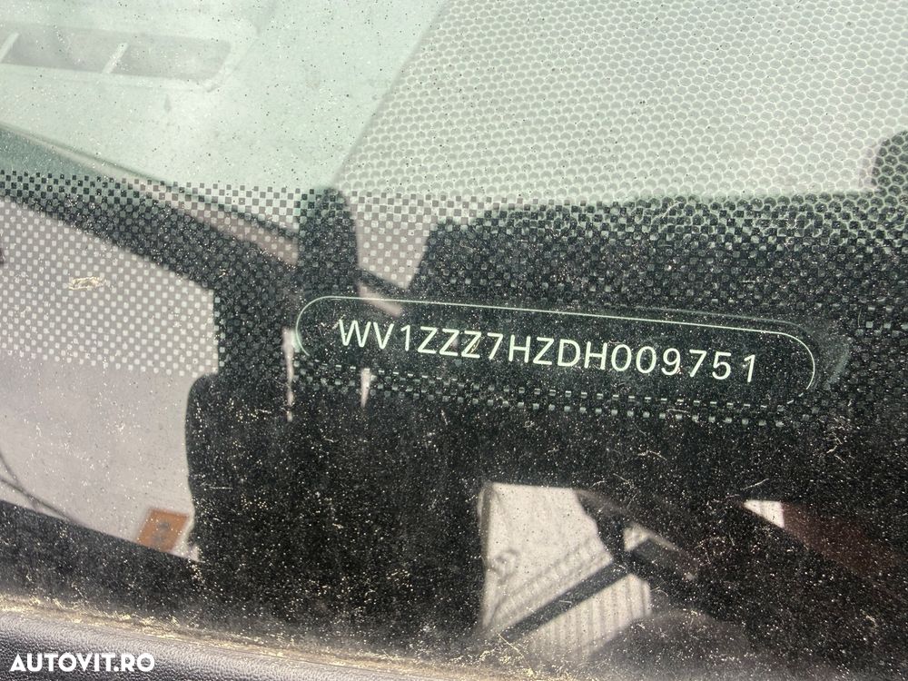 Volkswagen Transporter - 9