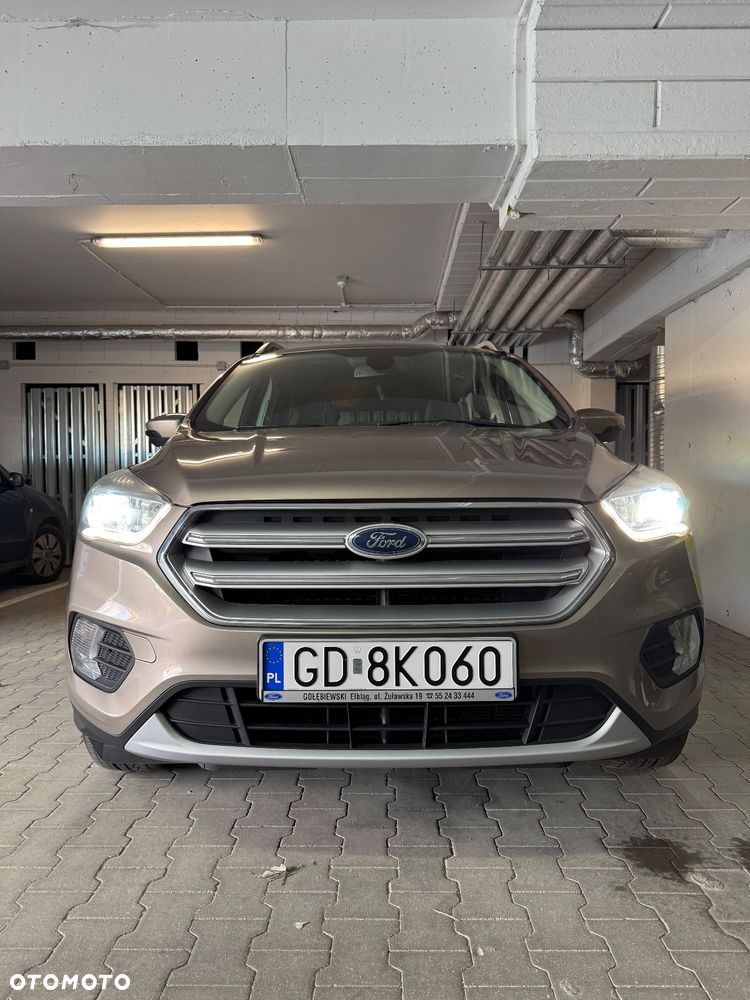 Ford Kuga 1.5 EcoBoost 2x4 Titanium - 12