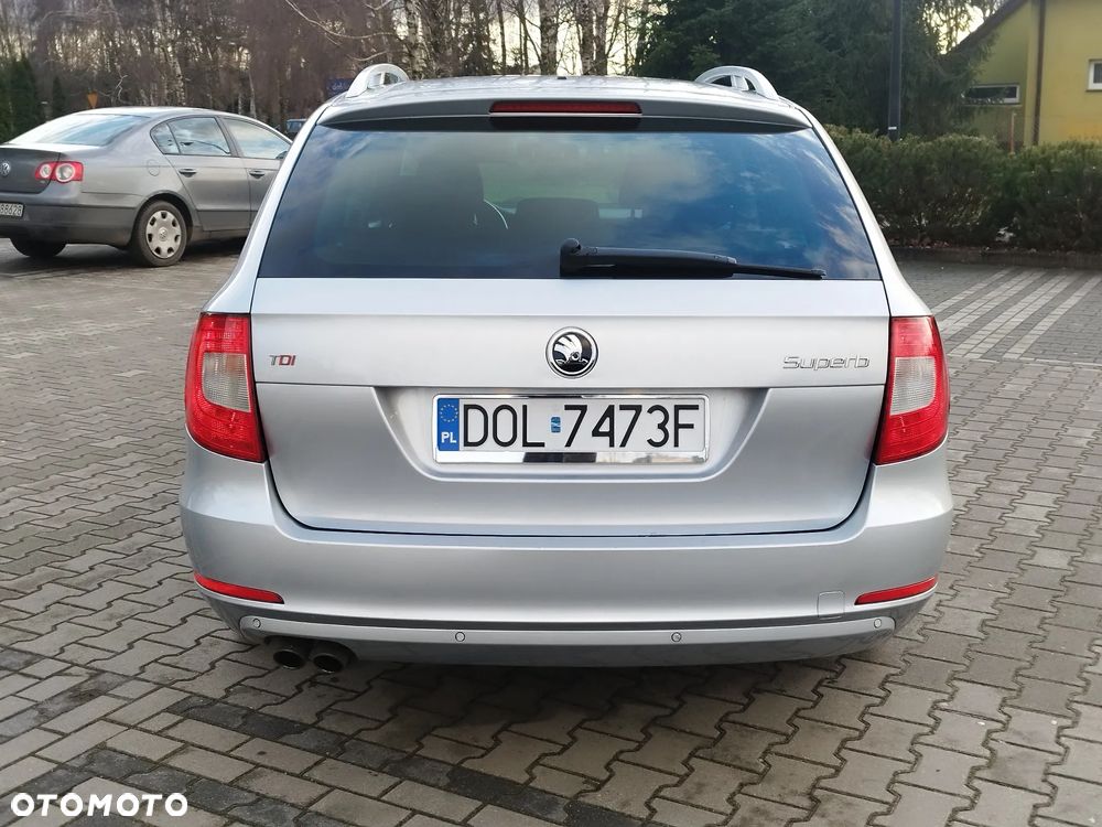 Skoda Superb 2.0 TDI Family - 4