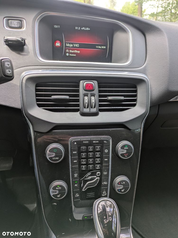 Volvo V40 Cross Country T4 AWD Geartronic Summum - 17