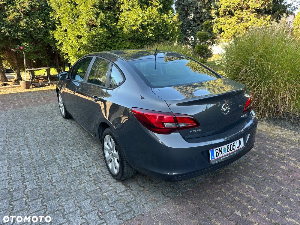 Opel Astra 1.4 Selection - 6
