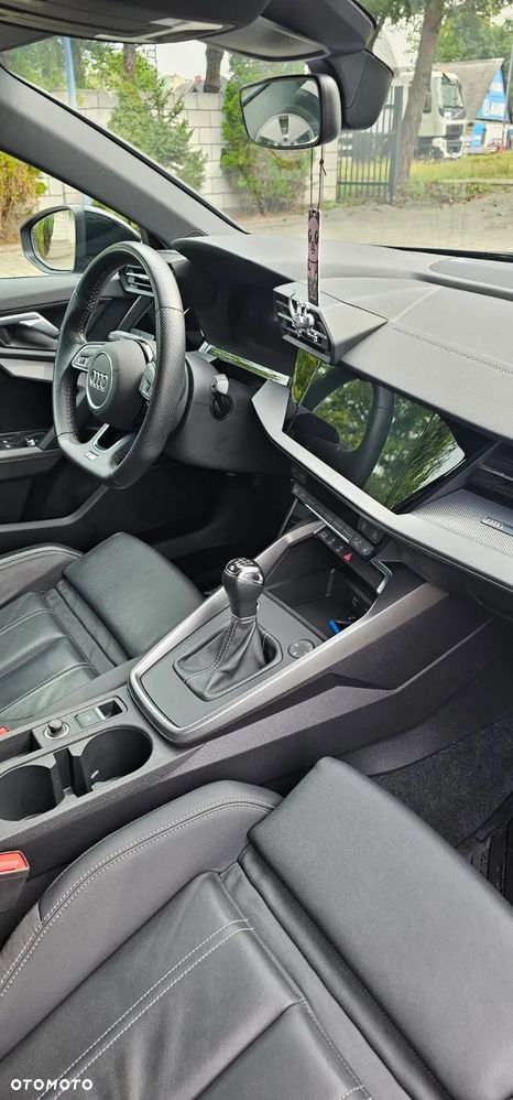 Audi A3 Limousine 35 TFSI S line - 11