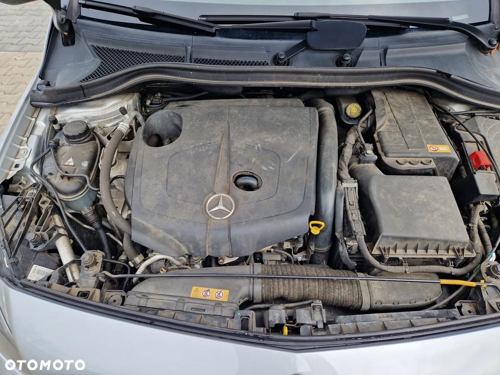 Mercedes-Benz Klasa B 200 CDI - 16