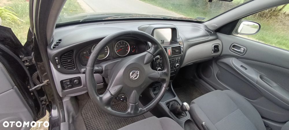Nissan Almera 1.5 Comfort High - 6