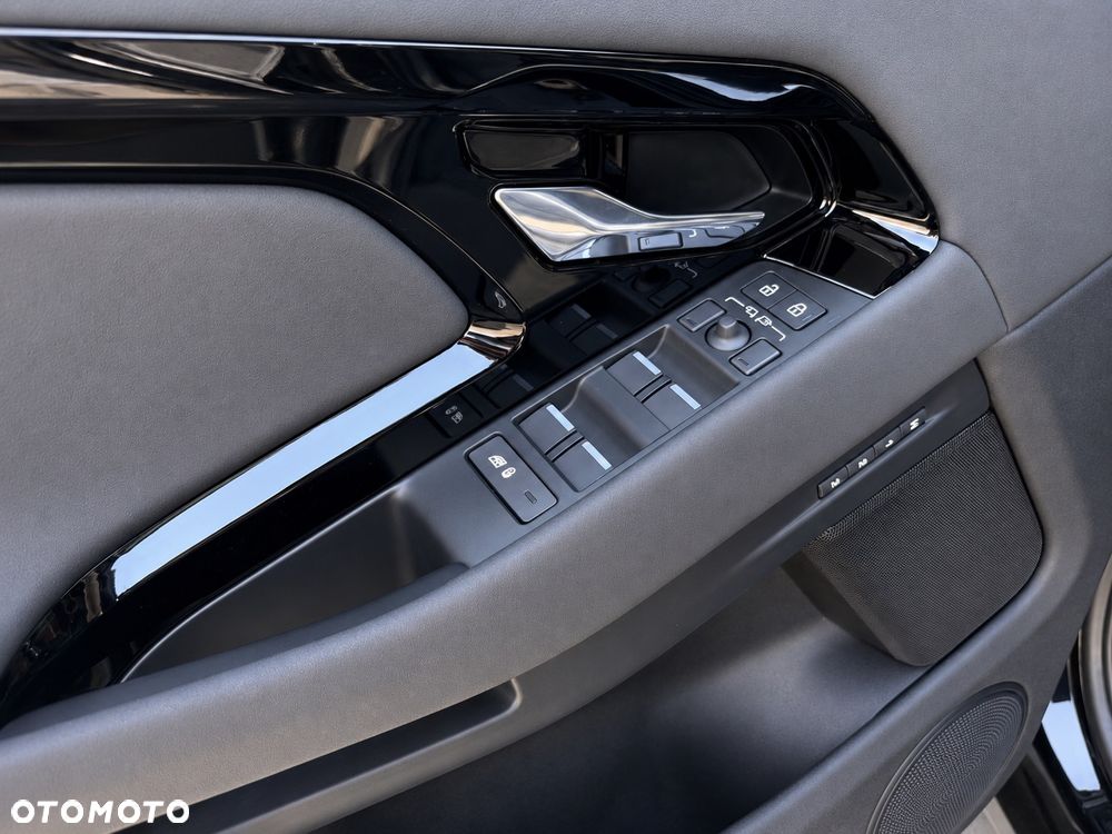 Land Rover Range Rover Evoque 2.0 D165 mHEV Dynamic SE - 8