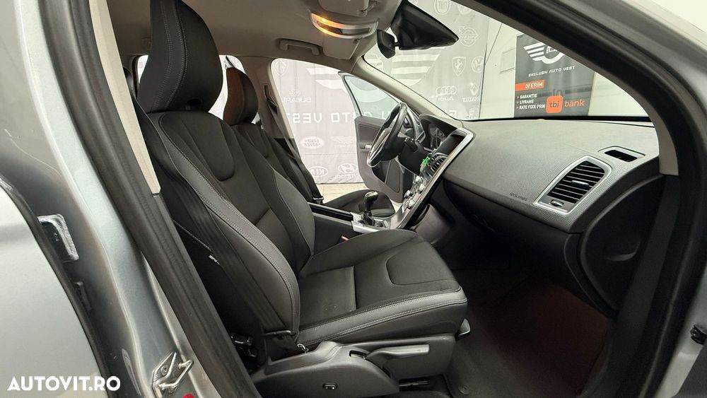 Volvo XC 60 D4 Momentum - 19