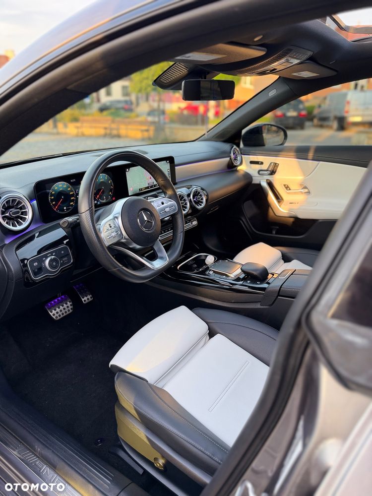 Mercedes-Benz CLA - 8