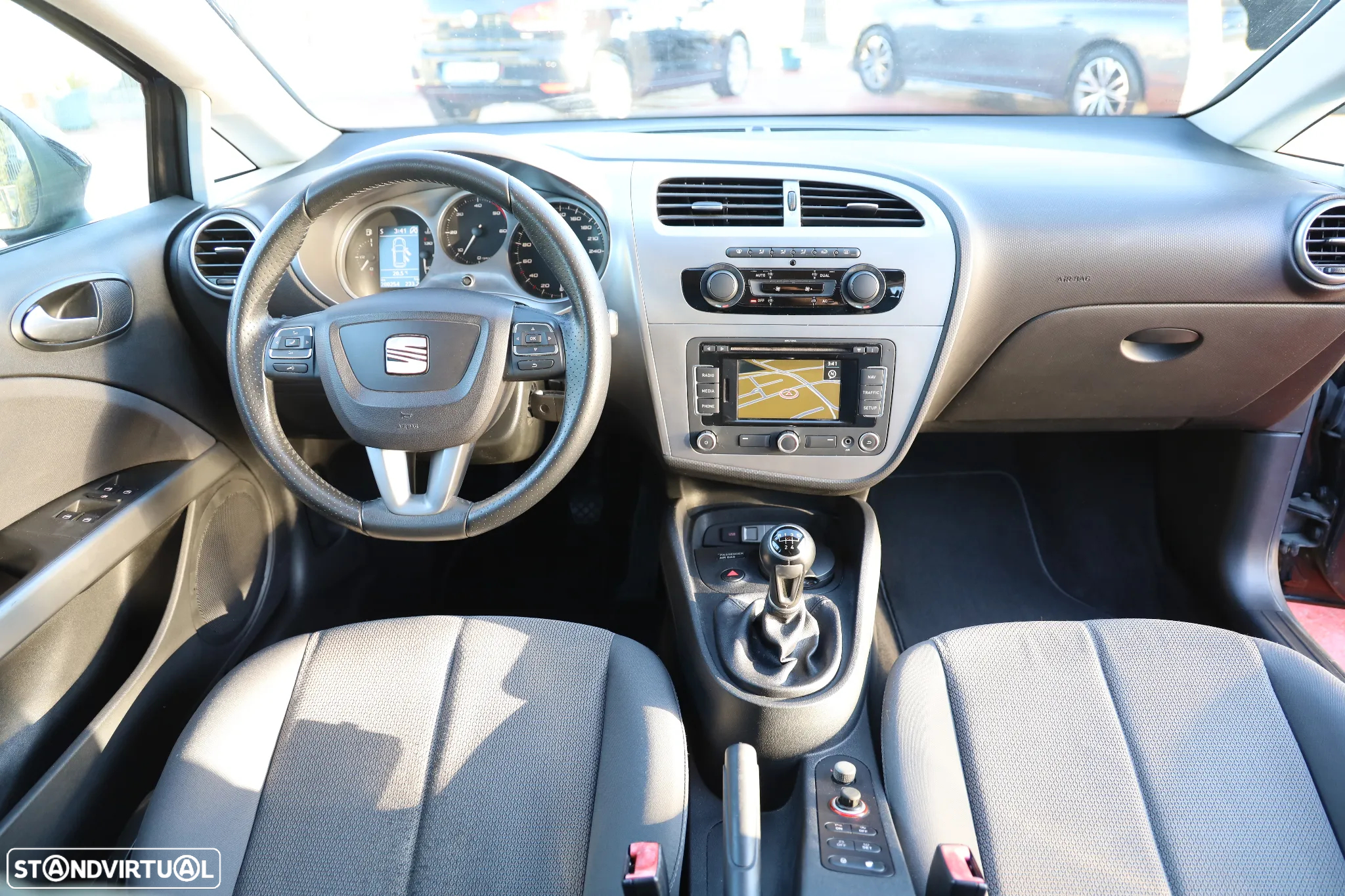 SEAT Leon 1.6 TDI Ecomotive Sport Start/Stop - 11