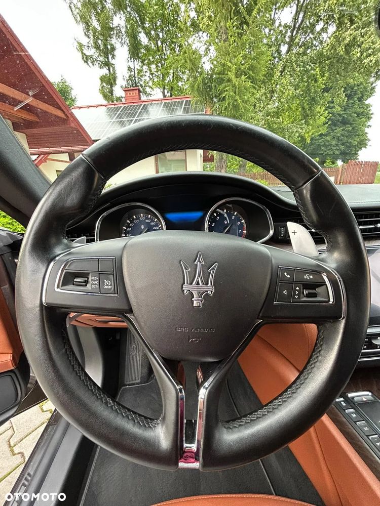 Maserati Quattroporte - 18