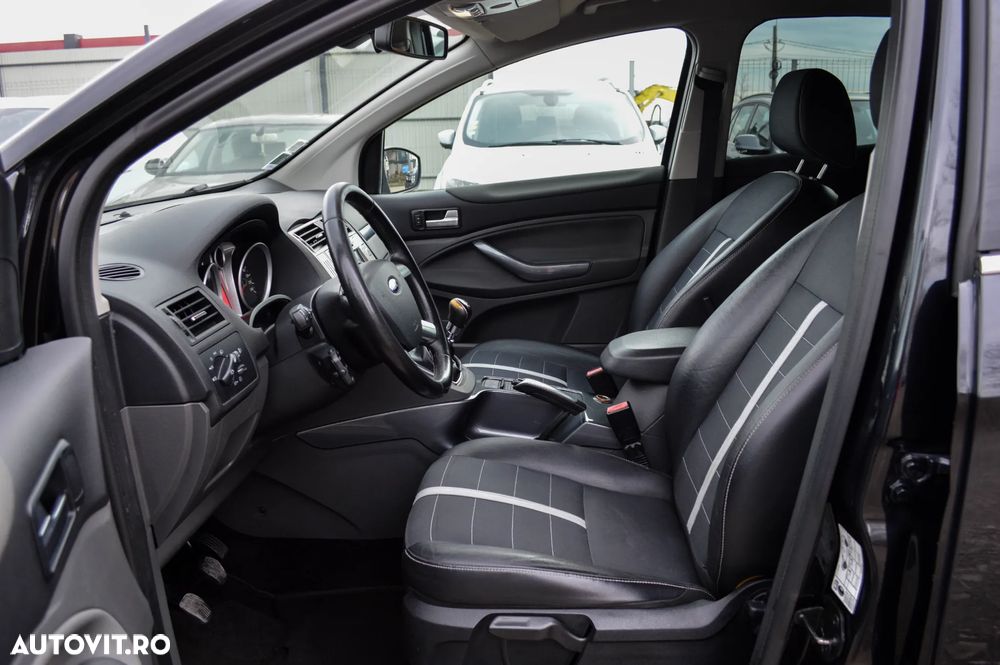 Ford Kuga 2.0 TDCi 4x4 Titanium - 10