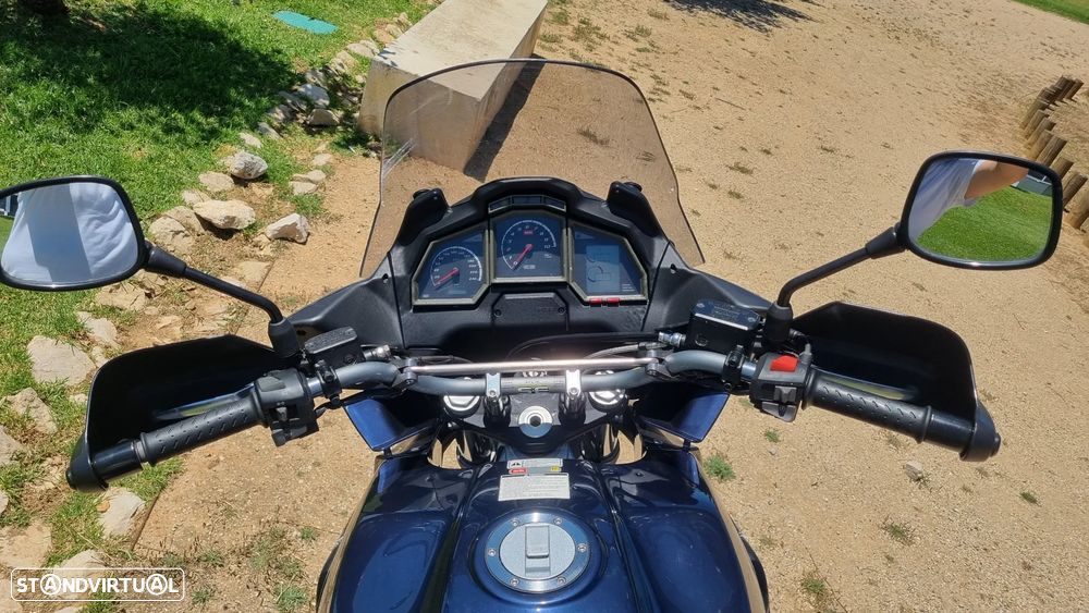 Aprilia Caponord - 7