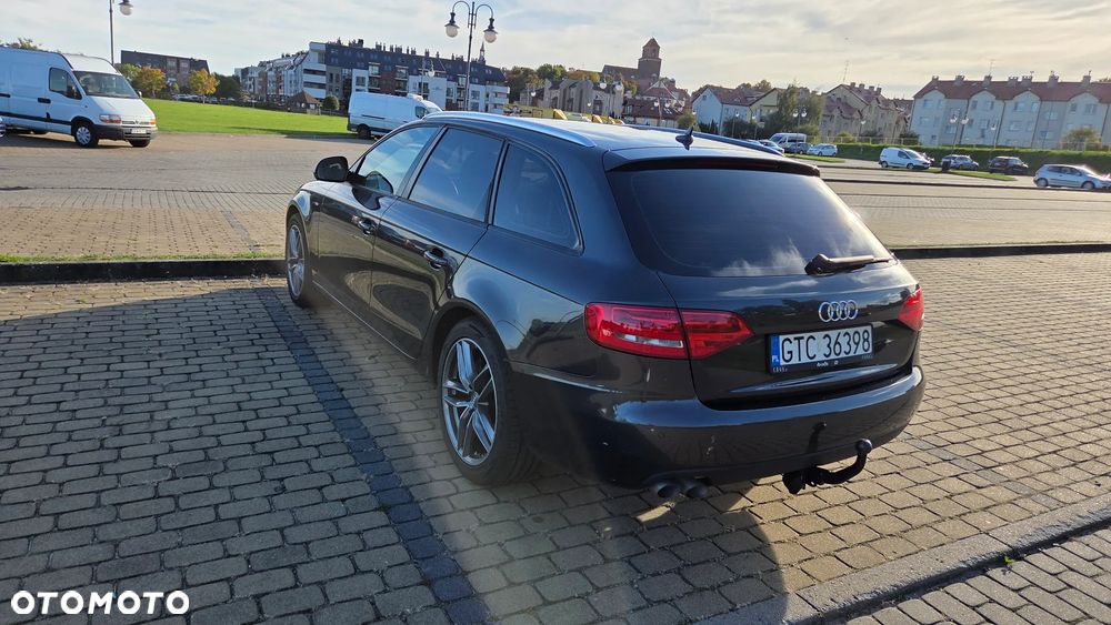 Audi A4 Avant - 6