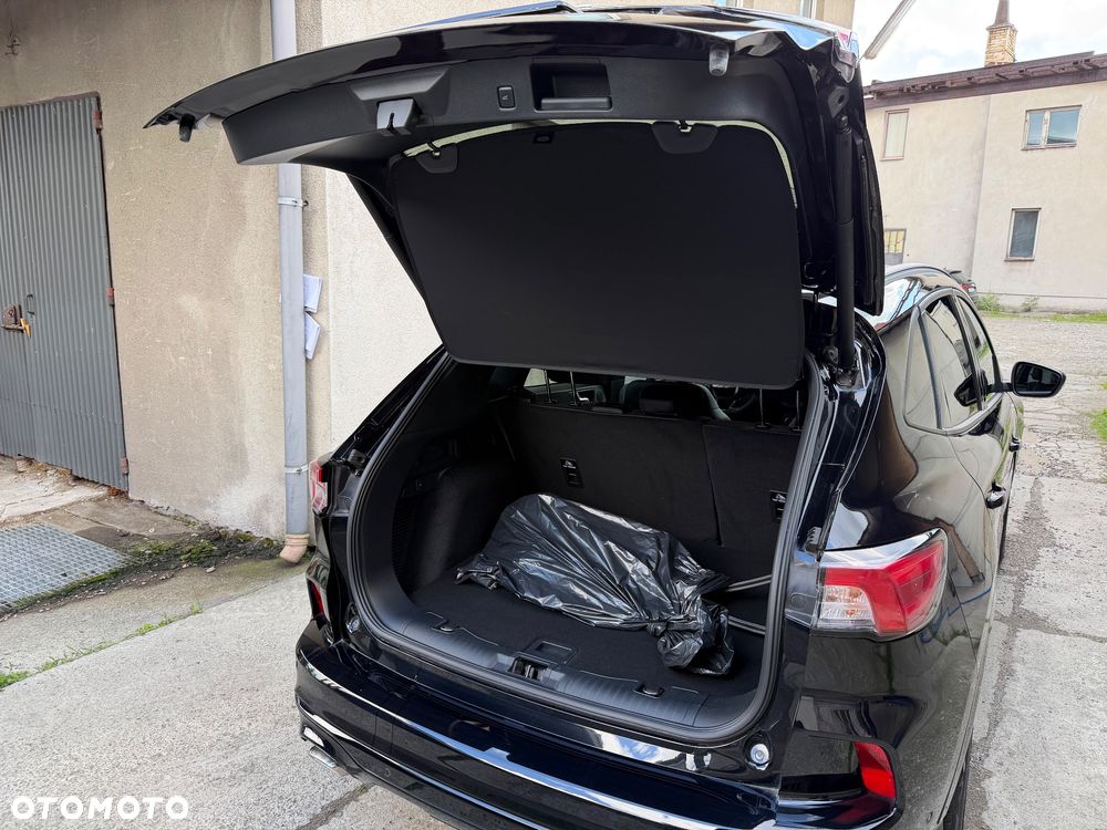 Ford Kuga 1.5 EcoBoost FWD ST-Line X - 20